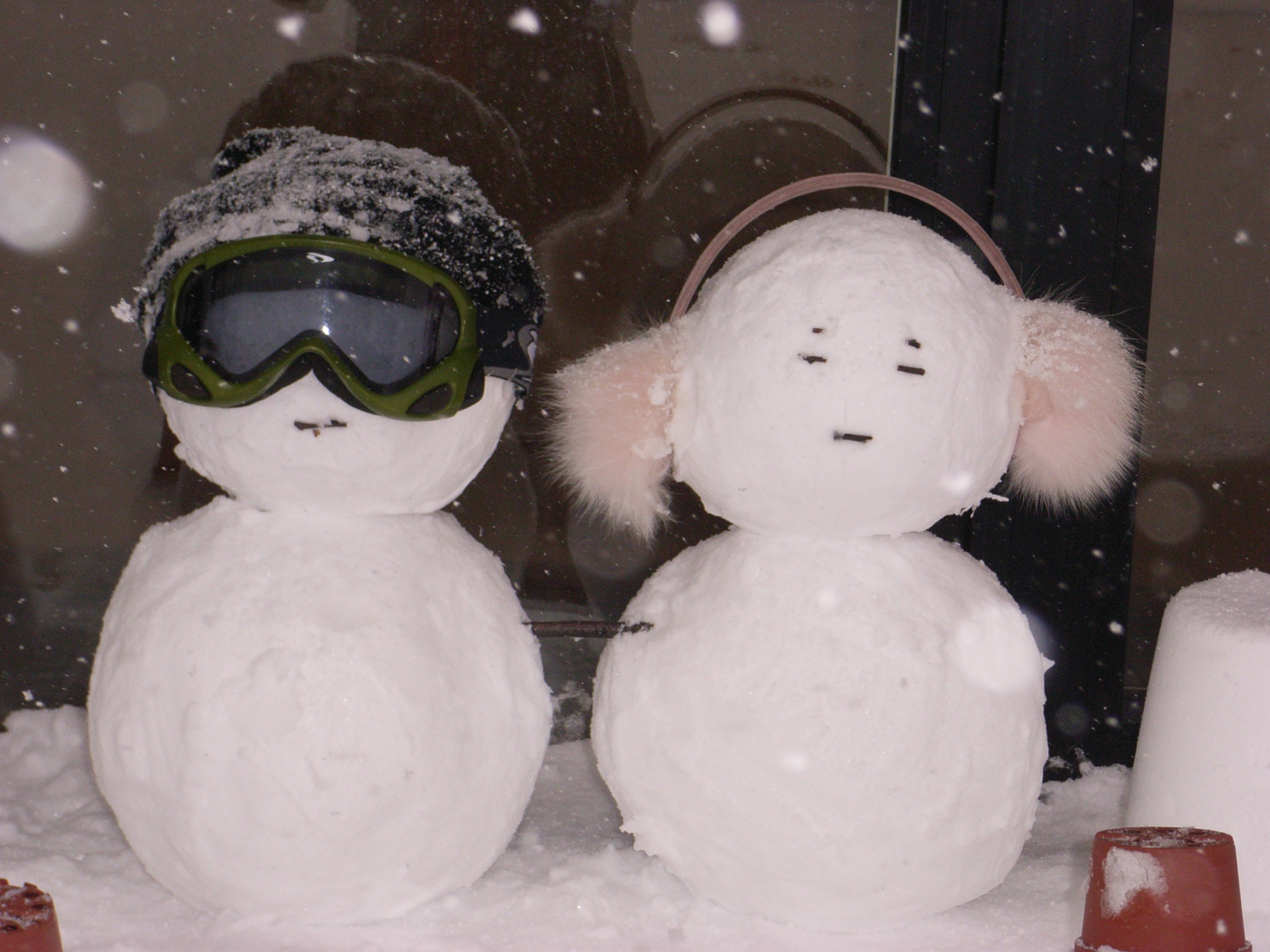 ニセコブログ ニセコでのご宿泊は泉郷コテージへ ヒナ雪だるま